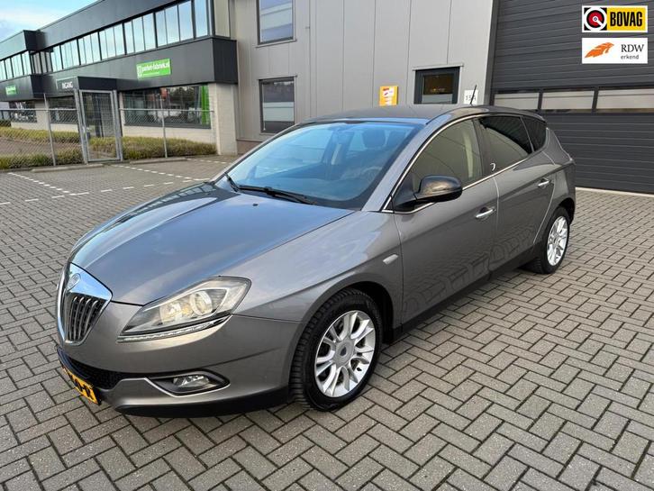 Lancia Delta 1.9-16V Twin-Turbo Oro, Auto's, Lancia, Bedrijf, Te koop, Delta, ABS, Airbags, Airconditioning, Bochtverlichting