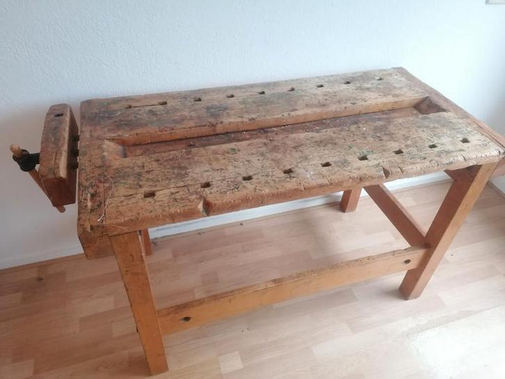 Antieke werkbank van massief hout, Doe-het-zelf en Verbouw, Werkbanken, Gebruikt, Bankschroef, Ophalen