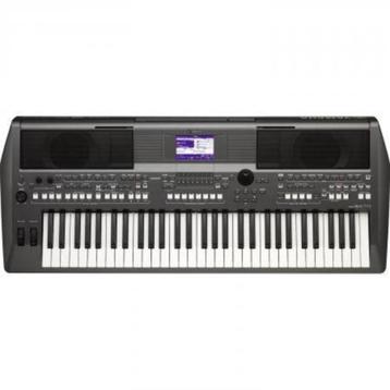 Yamaha PSR-S670 Keyboard beschikbaar voor biedingen
