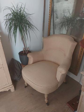 Antieke fauteuil jaren '30 op wieltjes, nieuw gestoffeerd ,  beschikbaar voor biedingen