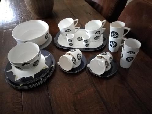 4 persoons Mepal windroos campingservies., Caravans en Kamperen, Kampeeraccessoires, Ophalen of Verzenden