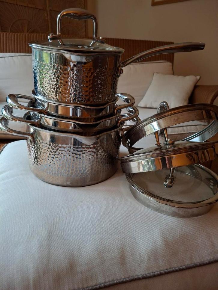 Sola Hamerslag Pannenset - 4 Pannen met Deksel, Huis en Inrichting, Keuken | Potten en Pannen, Gebruikt, Pannenset, Rvs, Ophalen of Verzenden
