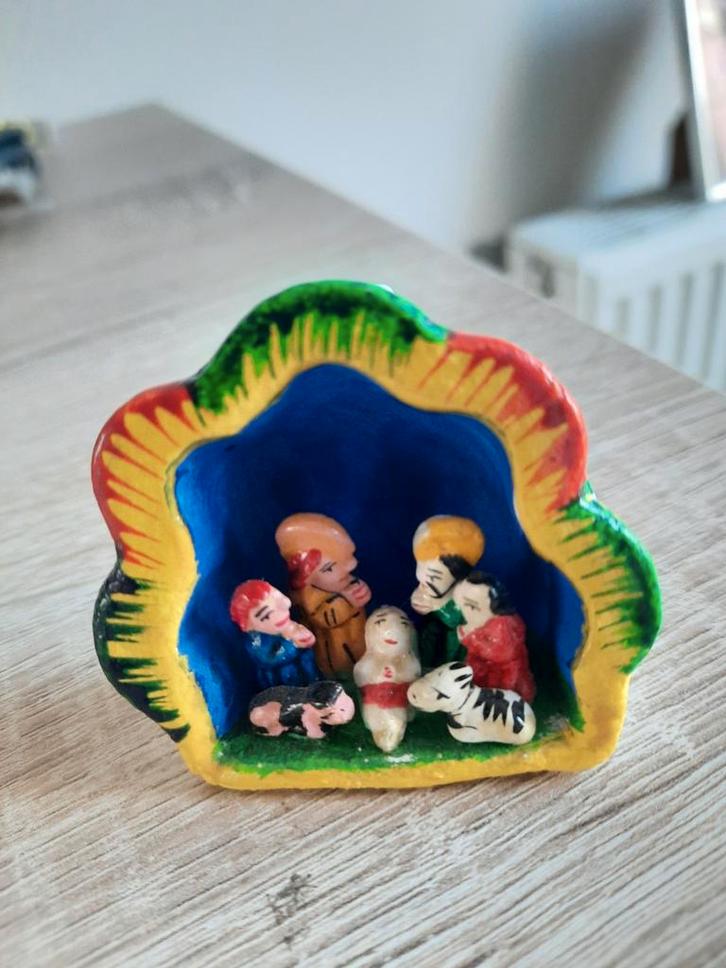 Mini Kerststal keramiek 5 cm. Kan ook in de boom., Diversen, Kerst, Ophalen of Verzenden