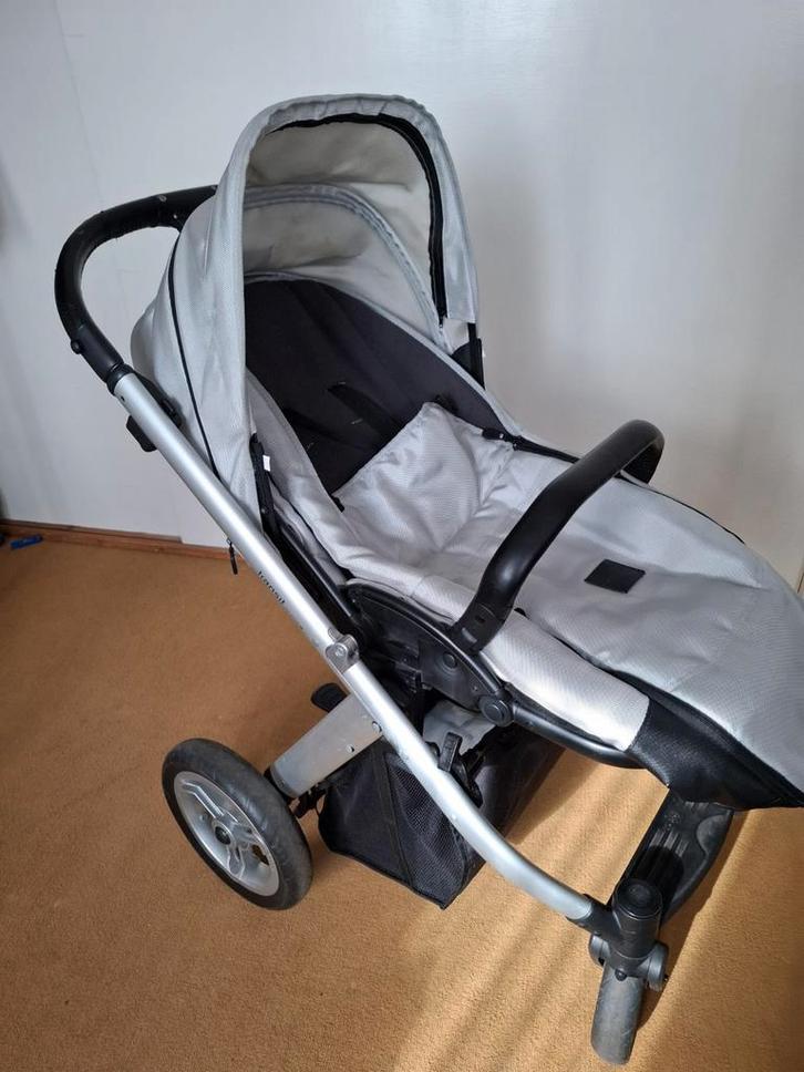 Mutsy Transit kinderwagen met reiswieg & zitter, Kinderen en Baby's, Kinderwagens en Combinaties, Gebruikt, Mutsy, Met reiswieg