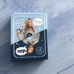 Praat of daad - familiespel - Wintereditie, Hobby en Vrije tijd, Gezelschapsspellen | Kaartspellen, Vijf spelers of meer, Ophalen of Verzenden