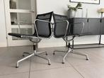 2x Vitra Eames ea108 netweave zwart stoelen, Zwart, Ophalen of Verzenden, Zo goed als nieuw, X
