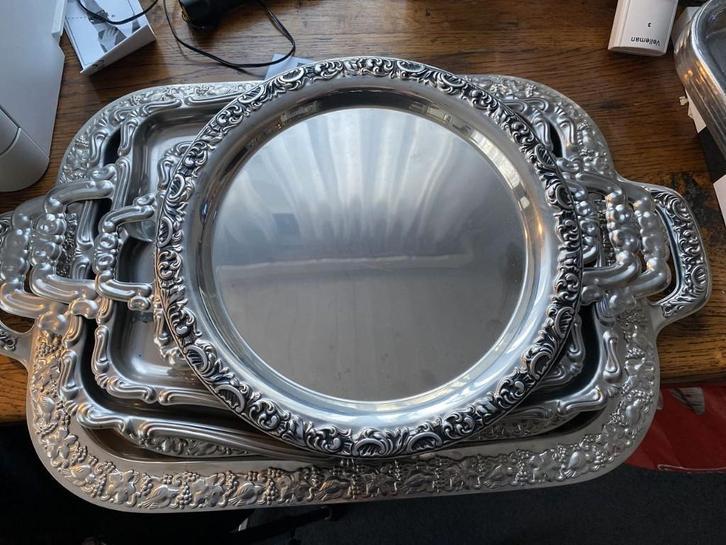 Supermooie set voor de traiteur of restaurant, Huis en Inrichting, Keuken | Servies, Zo goed als nieuw, Schaal of Schalen, Overige stijlen