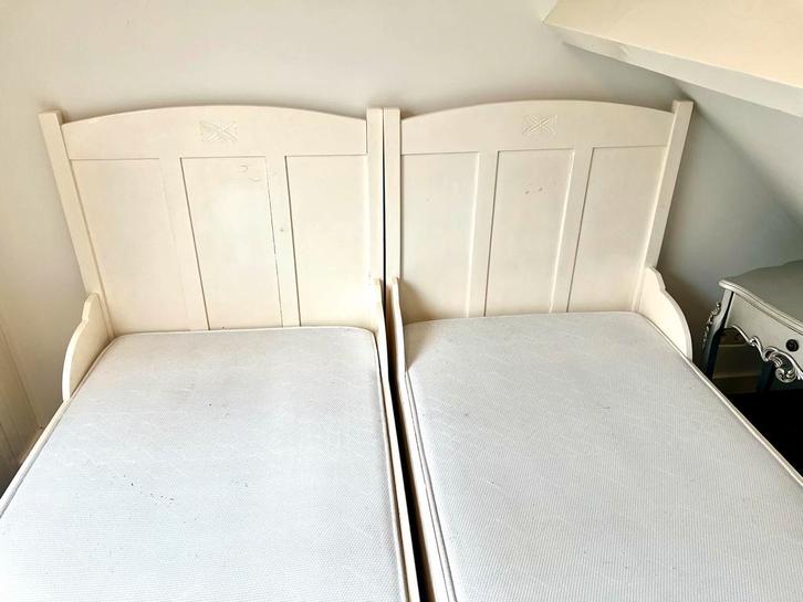 2 leuke Hollandse antieke ledikanten / bedden 30-er jaren, Antiek en Kunst, Antiek | Meubels | Bedden, Ophalen