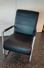 zwart lederen stoel van Henders en Hazel, Huis en Inrichting, Stoelen, Ophalen, Gebruikt, Zwart, Metaal
