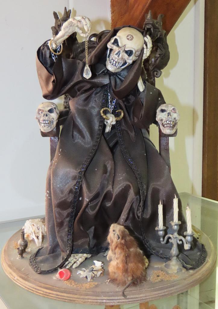 Pop ‘De dood met pendel’, door Ria Odijk, 1990-2000, Antiek en Kunst, Antiek | Overige Antiek, Ophalen of Verzenden