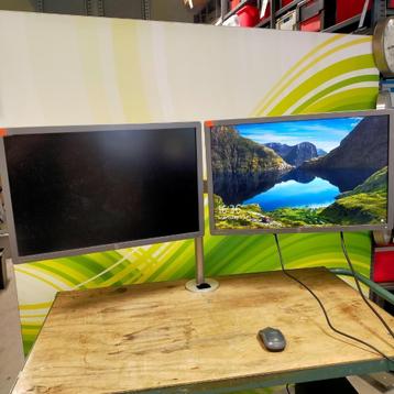 2 Beeldschermen HPEliteDisplay E241i inclusief Monitorarm beschikbaar voor biedingen