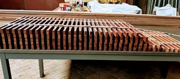 Te koop: Merbau convectorroosters € 40,-- per m1 beschikbaar voor biedingen