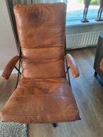 Draai fauteuil met kalfsleren kussen., Huis en Inrichting, Fauteuils, Ophalen, Leer, 50 tot 75 cm