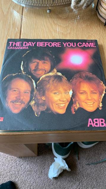 Te koop vinyl singeltje van ABBA 