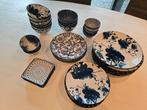**NIEUW**GUSTA 40 DELIG SERVIES ROYALBLAUW 230,- VASTE PRIJS, Ophalen of Verzenden, Nieuw, Overige stijlen, Bord(en)