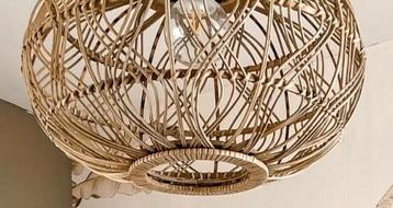 Hanglamp rotan (nooit gehangen) beschikbaar voor biedingen