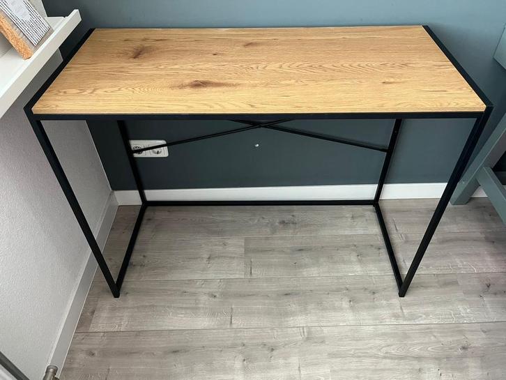 PRIJS VERLAAGD Make-up tafel/bureau houten blad,stalen frame, Huis en Inrichting, Tafels | Kaptafels, Zo goed als nieuw, Minder dan 100 cm