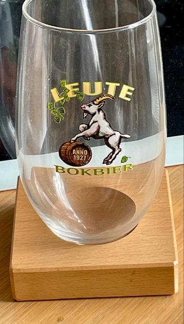 Leute Bokbier Glas - Anno 1927 op Houten voet beschikbaar voor biedingen