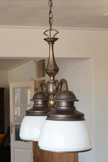 Dubbele hanglamp, wit glas, messing/koper beschikbaar voor biedingen