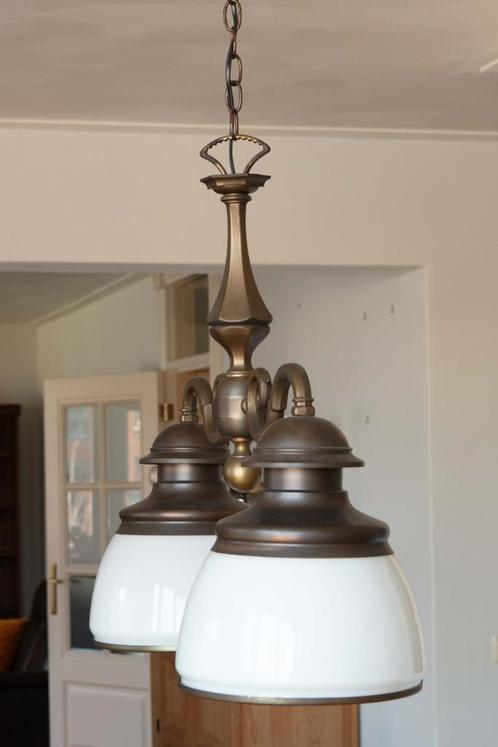 Dubbele hanglamp, wit glas, messing/koper, Huis en Inrichting, Lampen | Hanglampen, Gebruikt, 50 tot 75 cm, Glas, Metaal, Ophalen