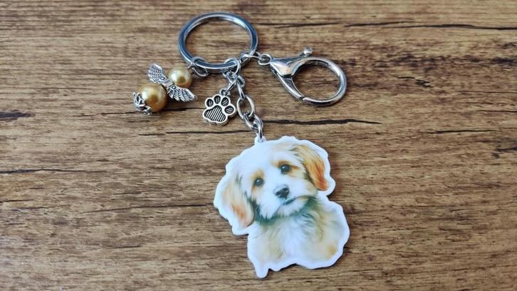 ACTIE -20% Sleutelhanger Cockapoo groot met geluksengeltje, Verzamelen, Sleutelhangers, Nieuw, Dier of Natuur, Verzenden