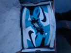 Nike Air Jordan 1 Retro High OG “University Blue”, Kleding | Heren, Schoenen, Blauw, Ophalen of Verzenden, Zo goed als nieuw, Nike Air Jordan