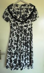 hellbunny Vixen swingdress M, Kleding | Dames, Jurken, Ophalen of Verzenden, Gedragen