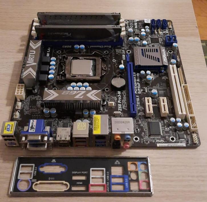 Asrock Z68 Pro3-m LGA 1155 + i5 2500k sandybridge + 4gb ram, Computers en Software, Moederborden, Intel, DDR3, Ophalen of Verzenden