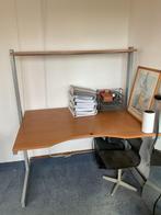 IKEA Bureau met plank, Ophalen, In hoogte verstelbaar, Gebruikt, Bureau