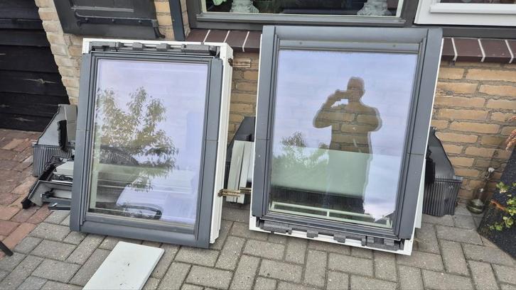 2x Velux Dakraam 78x100 - GGL MK04 compleet, Doe-het-zelf en Verbouw, Glas en Ramen, Gebruikt, Dakraam, 80 tot 120 cm, 80 tot 120 cm