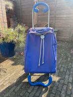 Leuke paarse boodschappentrolley, Ophalen, Gebruikt