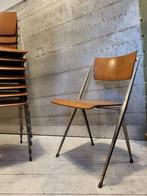 8x Design Wim Rietveld 'Pyramid' stoel | Ahrend de Cirkel, Huis en Inrichting, Stoelen, Vijf, Zes of meer stoelen, Grijs, Metaal