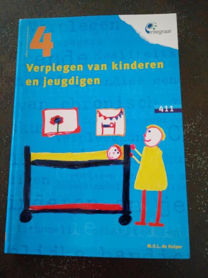 Verplegen van kinderen en jeugdigen ISBN 90-238-4073-9, Boeken, Studieboeken en Cursussen, Zo goed als nieuw, Alpha, Ophalen of Verzenden