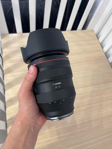 •	Canon RF 28-70mm f/2 – Zeer Netjes – Werkt Perfect beschikbaar voor biedingen