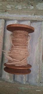 Oude opwindspoel 10cm ø6,5cm, Hobby en Vrije tijd, Spinnewielen en Spinnen, Ophalen, Gebruikt, Onderdelen en Toebehoren