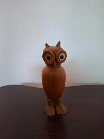 Vintage 60s houten uiltje  beschikbaar voor biedingen