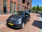 Toyota Aygo 1.0 12V Vvt-i 5DRS 2006 Grijs, Voorwielaandrijving, Stof, 4 stoelen, 68 pk
