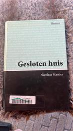 Groot letter boek; Gesloten huis van Nicolaas Matsier, Boeken, Romans, Gelezen, Nicolaas Matsier, Ophalen of Verzenden, Nederland