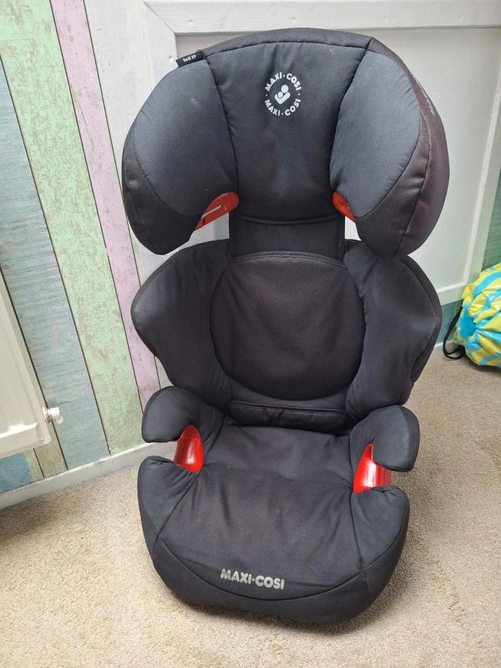 Maxi-Cosi Rodi XP autostoel, zitverhoger, Kinderen en Baby's, Autostoeltjes, Gebruikt, Maxi-Cosi, 15 t/m 36 kg, Autogordel, Afneembare rugleuning