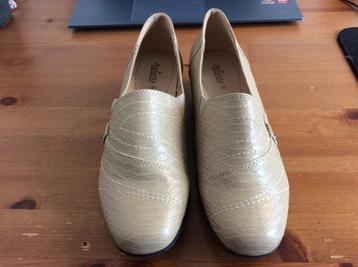 Julietta comfort shoes zgan maat 37 beige / creme beschikbaar voor biedingen
