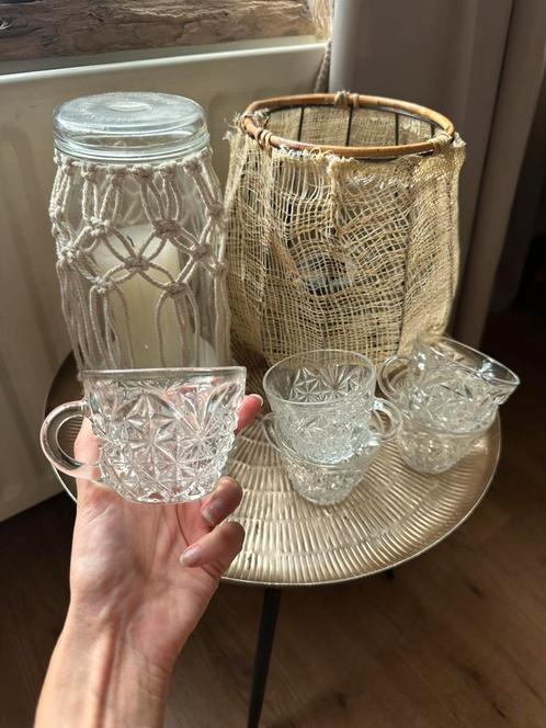 Zes vintage theeglazen of punchglazen van geslepen glas, Huis en Inrichting, Keuken | Servies, Glas of Glazen, Overige stijlen