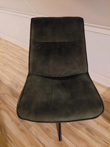 Draaibare fauteuil van Kolony