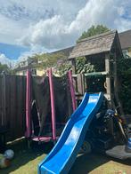 Houten speelhuisje met glijbaan, Kinderen en Baby's, Speelgoed | Buiten | Speeltoestellen, Ophalen, Gebruikt, Glijbaan