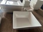 Compleet Servies - Borden, Schalen, Plateaus, Huis en Inrichting, Keuken | Servies, Ophalen, Gebruikt, Keramiek, Effen