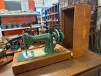 Vintage Köhler Naaimachine DDR in Houten Kast, Antiek en Kunst, Antiek | Naaimachines, Ophalen