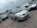 Renault Megane Grand Scenic 2.0 AUTOMAAT, Auto's, Renault, Origineel Nederlands, Te koop, Zilver of Grijs, 5 stoelen