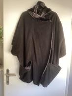 Mat, ophilia, VDR. poncho/ jas, Ophalen of Verzenden, Zo goed als nieuw, Trui of Vest