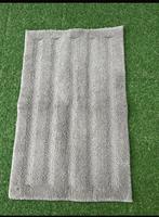 Badmat  nieuw, Huis en Inrichting, Badkamer | Badtextiel en Accessoires, Ophalen of Verzenden, Nieuw, Beige, Badmat
