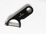 Victorinox dunschiller met beschermkapje, Ophalen of Verzenden, Zo goed als nieuw
