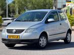 Volkswagen Fox 1.4 Trendline | Airco | Elektrische ramen en, Voorwielaandrijving, Gebruikt, Zwart, 4 cilinders